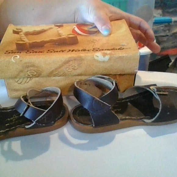 Gently Used Salt Water Sandals by Hoy - Picture 6 of 7
